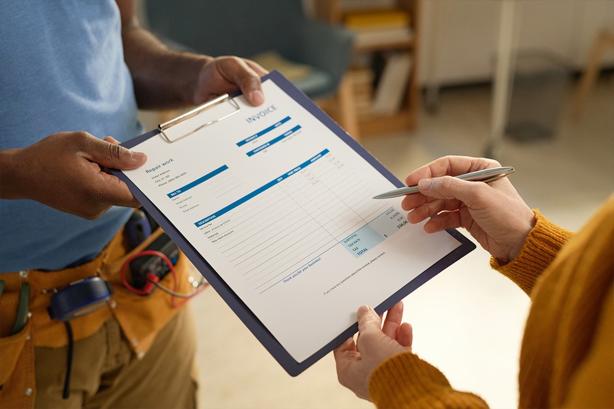 customized-forms Customer being presented a customized form to sign